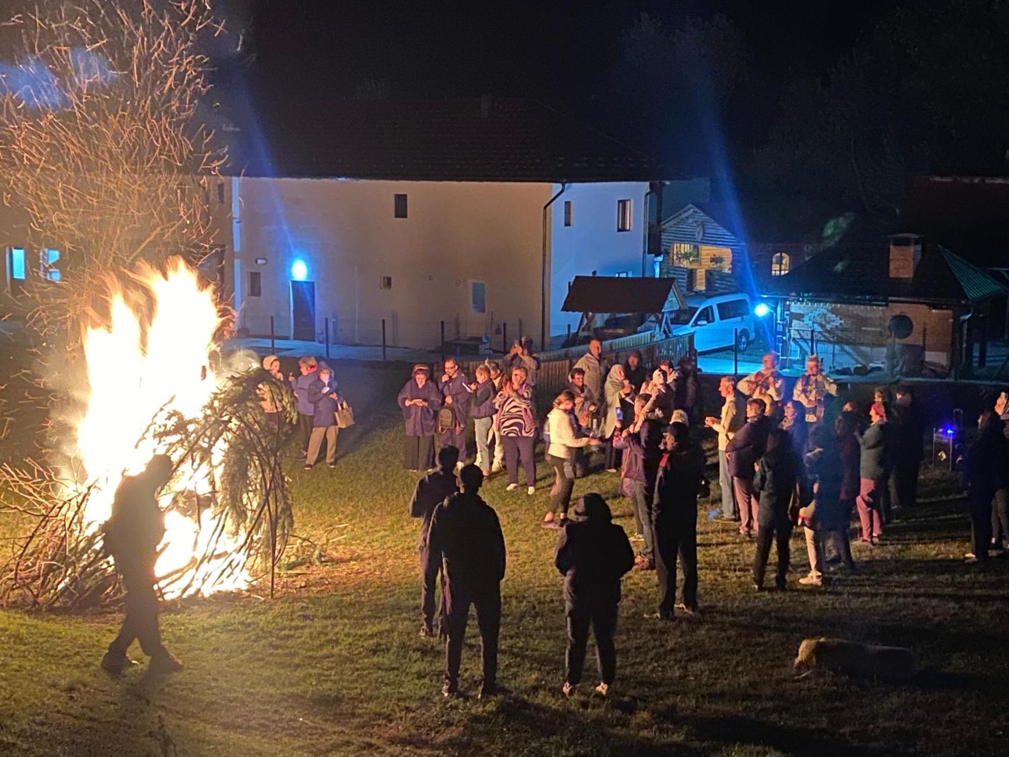 Pensiunea Suci Botiza Buitenkant foto